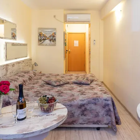 Supreme Victoria Hotel 3*