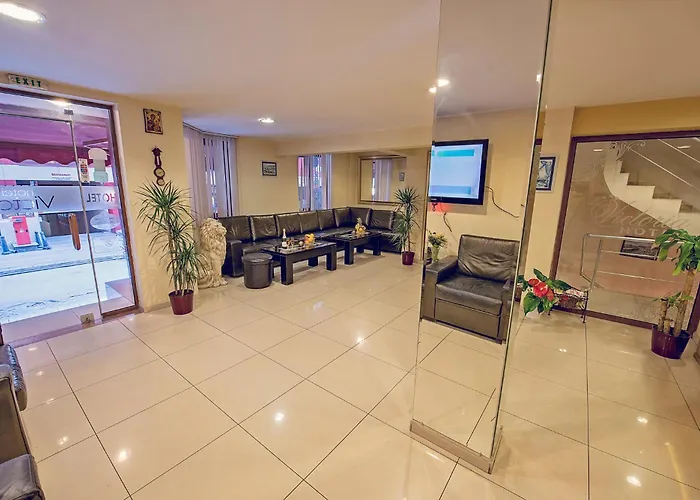 Supreme Victoria Hotel Warna