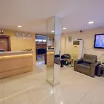 Hotel Supreme Victoria