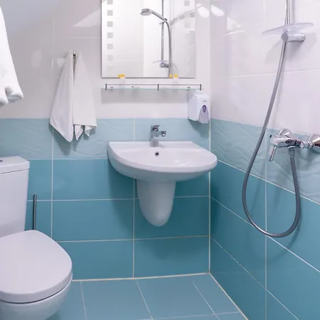 Hotel Supreme Victoria 3*