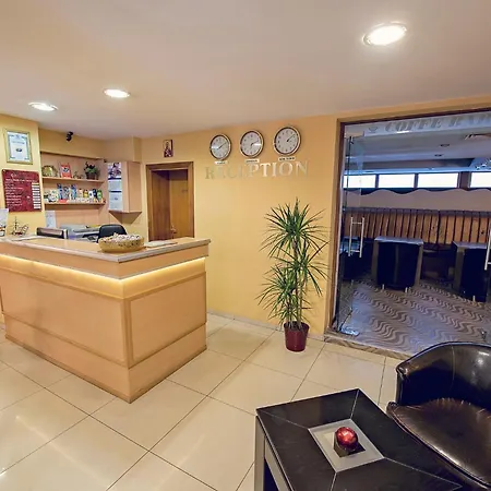 Supreme Victoria Hotel