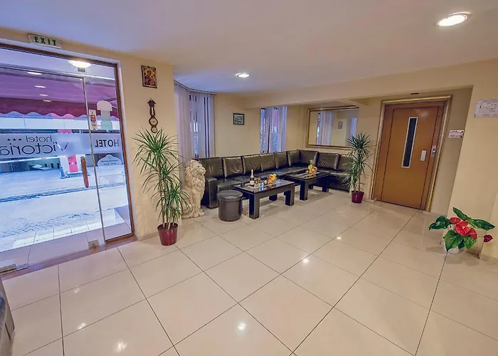 Хотел Supreme Victoria