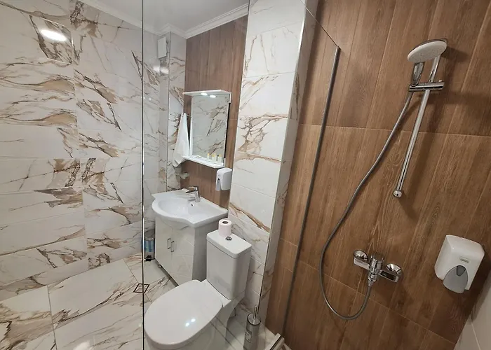 Хотел Supreme Victoria Варна